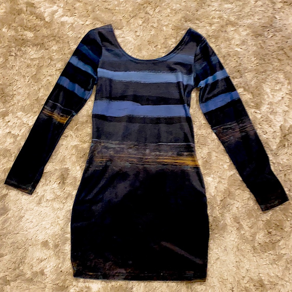 Joan Davis Design - long sleeve dress